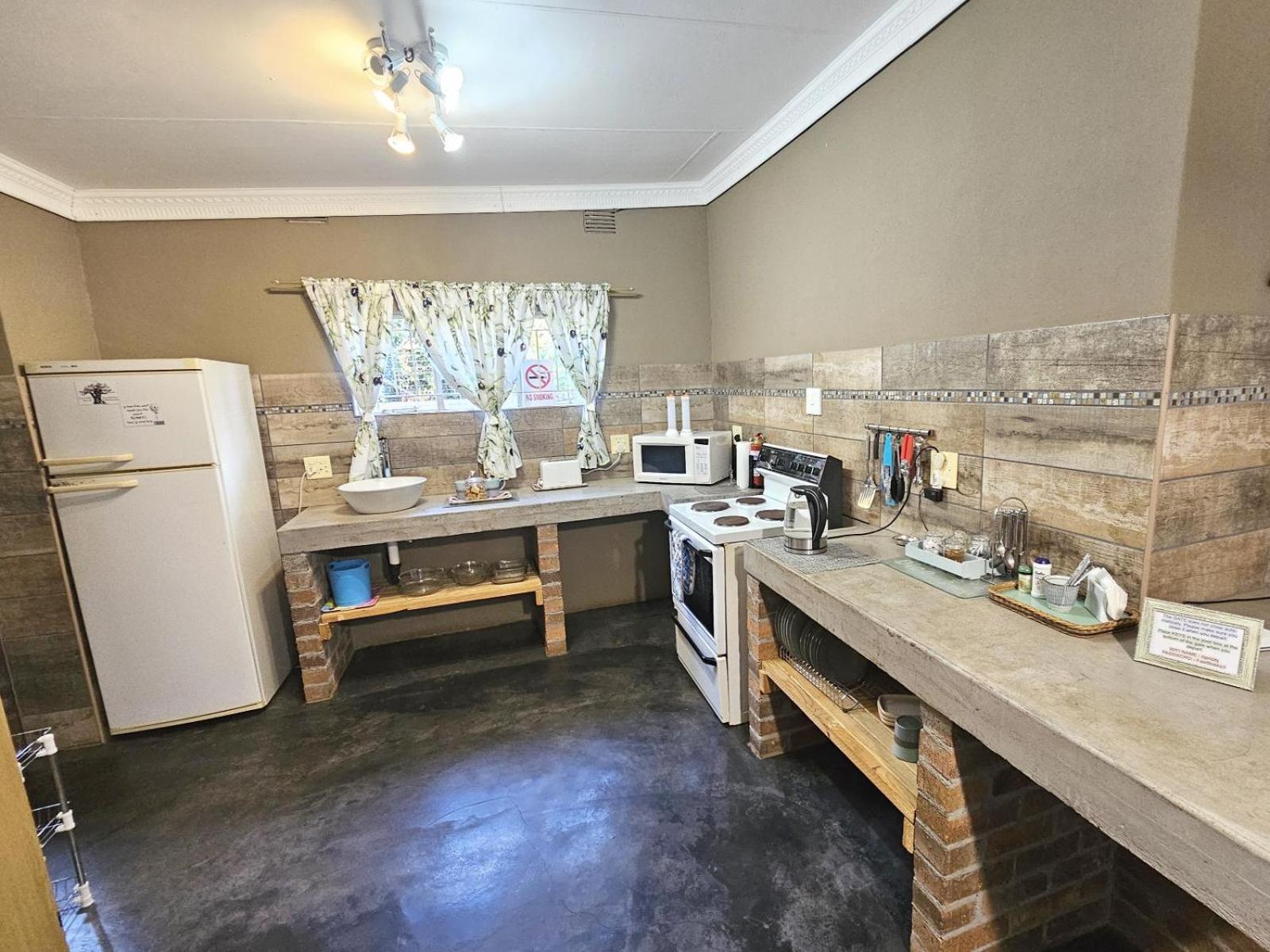 Apricity Inn Louis Trichardt Exterior foto