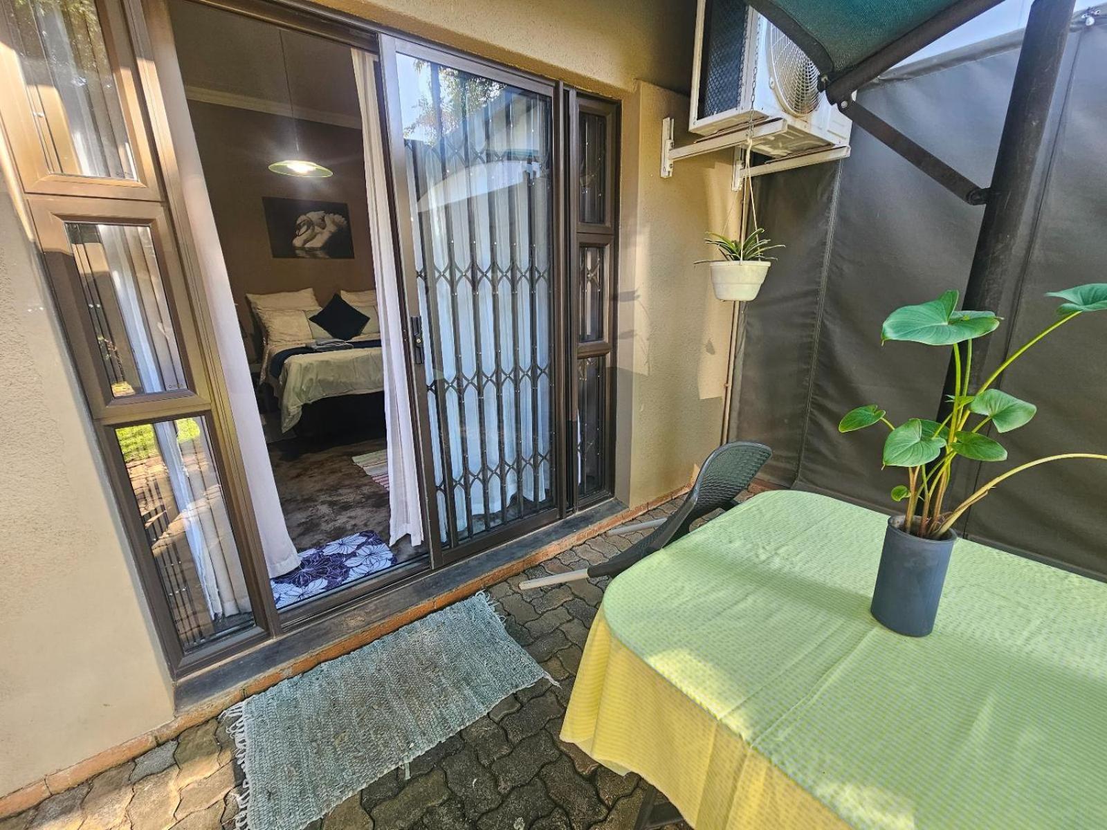 Apricity Inn Louis Trichardt Zimmer foto
