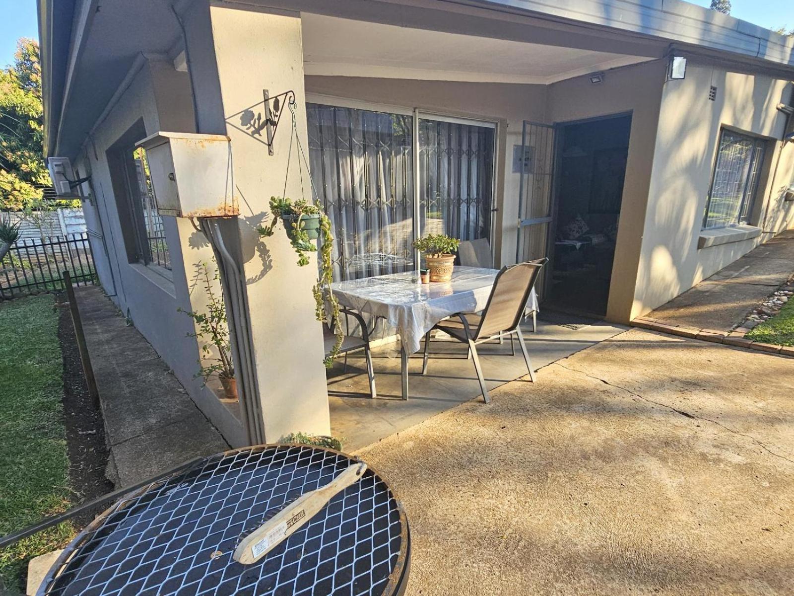 Apricity Inn Louis Trichardt Zimmer foto